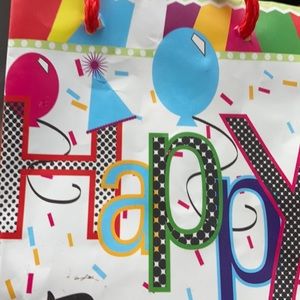 Meet your Posher, Aurora